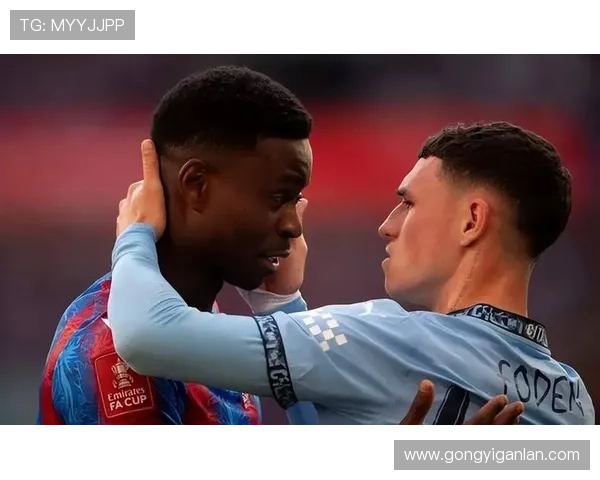 曼城捡漏格伊堪称最稳中卫选择